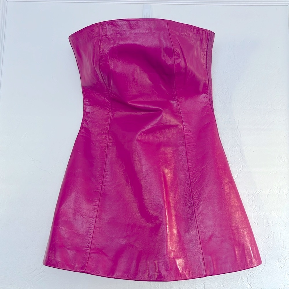 Leather MISCREANTS London CUPID DRESS in Fuchsia Pink - Picture 14 of 14